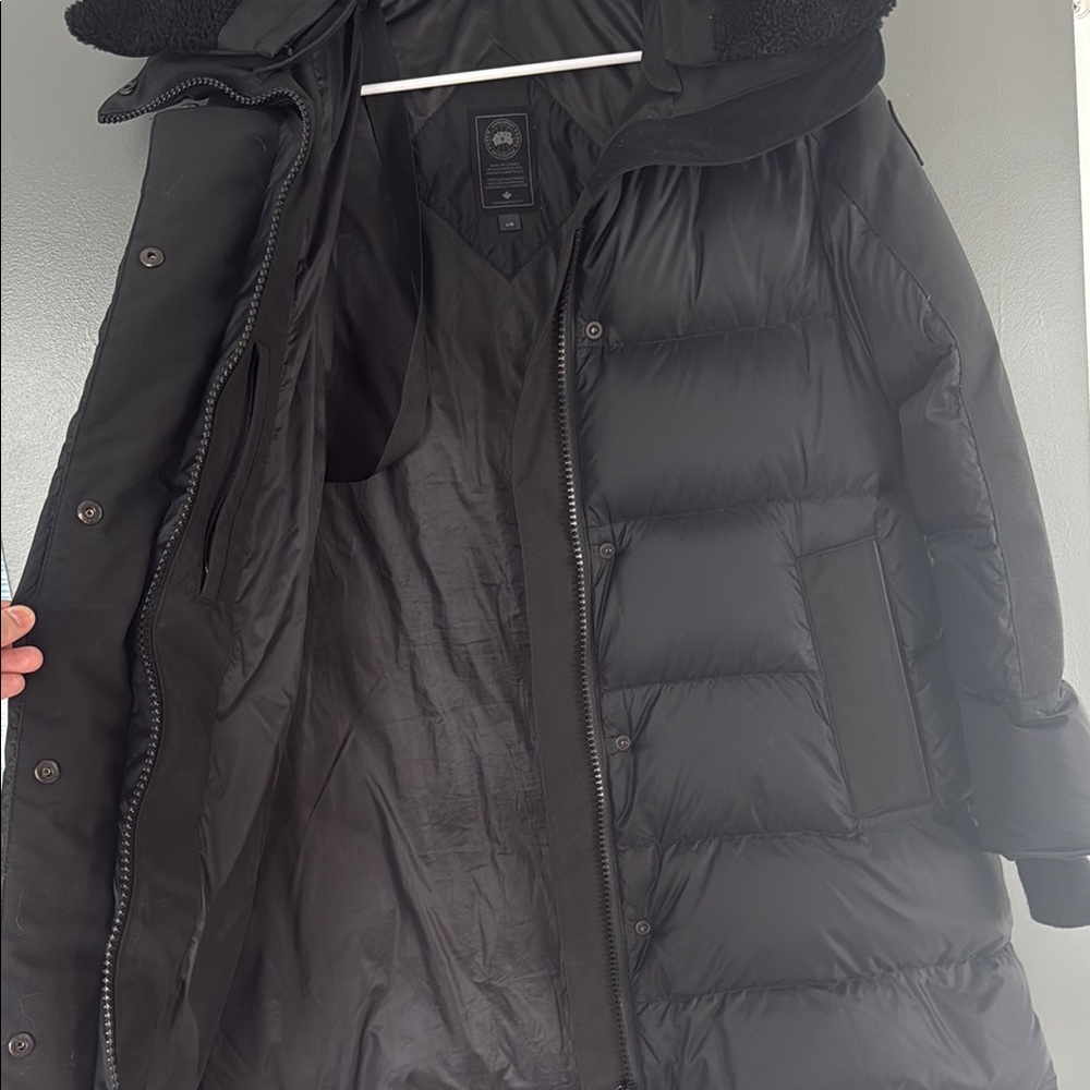 Canada Goose Altona Black Coat - Picture 6 of 8